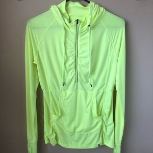 Light weight athletic jacket sz M